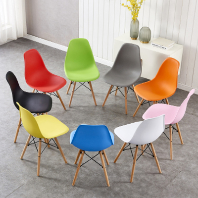42*46*82cm pp Dinerende Stoelenoem met Houten Leges